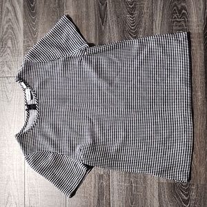 ❄️ Liz Claiborne polka dot Top ❄️